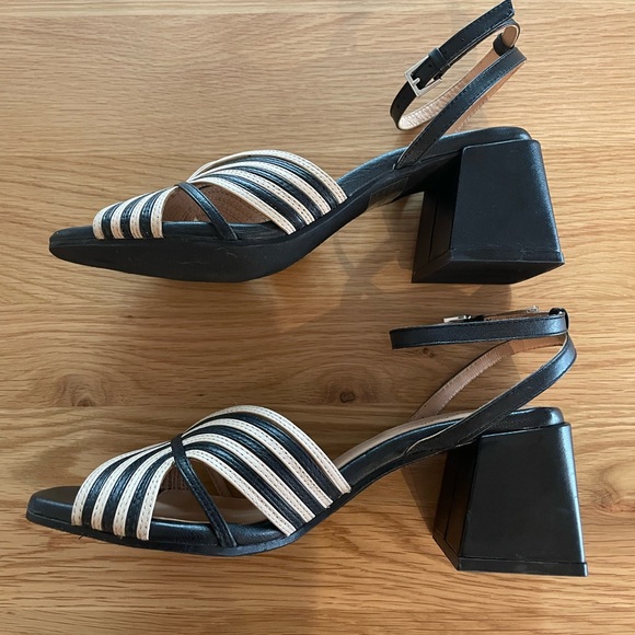 Seychelles Tender Sandals - Beige/Cream and Black - NWOT - Picture 4 of 8